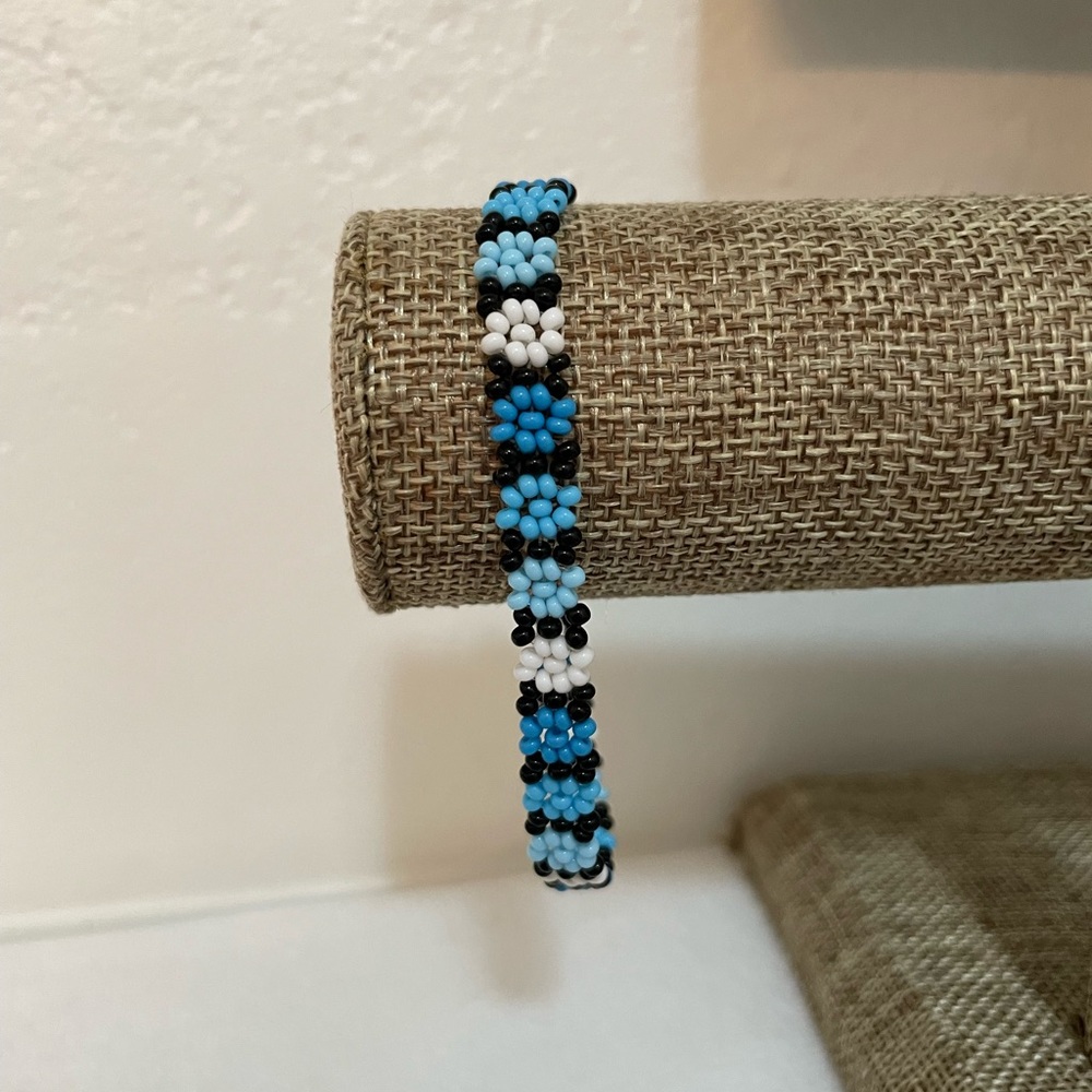Huichol Beaded Flower Bracelet